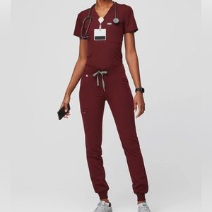 Figs XS scrubs set - Burgundy